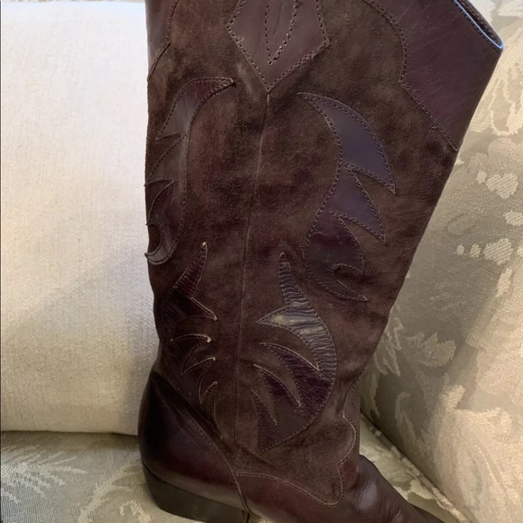 Vaneli Chocolate Brown Suede And Leather Boots (7)🐴 - Picture 3 of 7